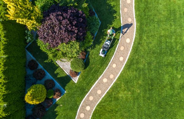 Cost of Mowing And Landscaping in Conyers