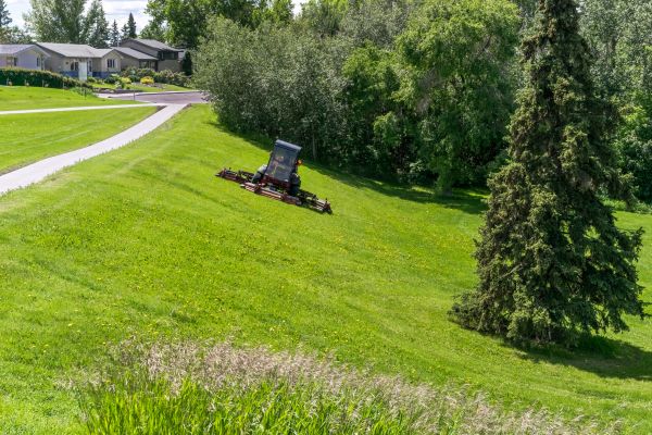 Cost of Hill Mowing in Conyers